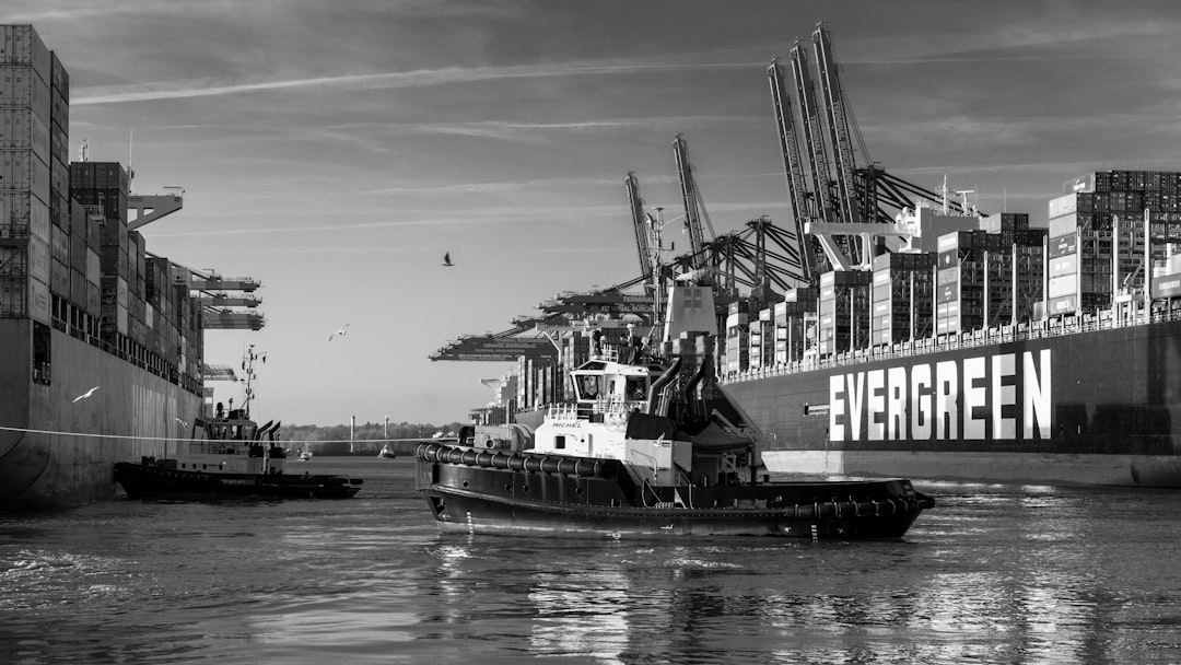 Active Buyers & Logistics Intelligence