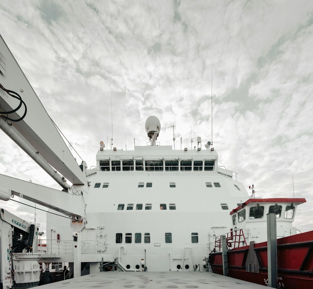 Active Buyers & Maritime Trade Intelligence