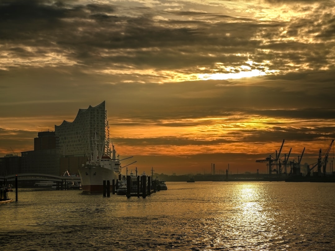 Active Industrial Buyers & Maritime Trade Flows